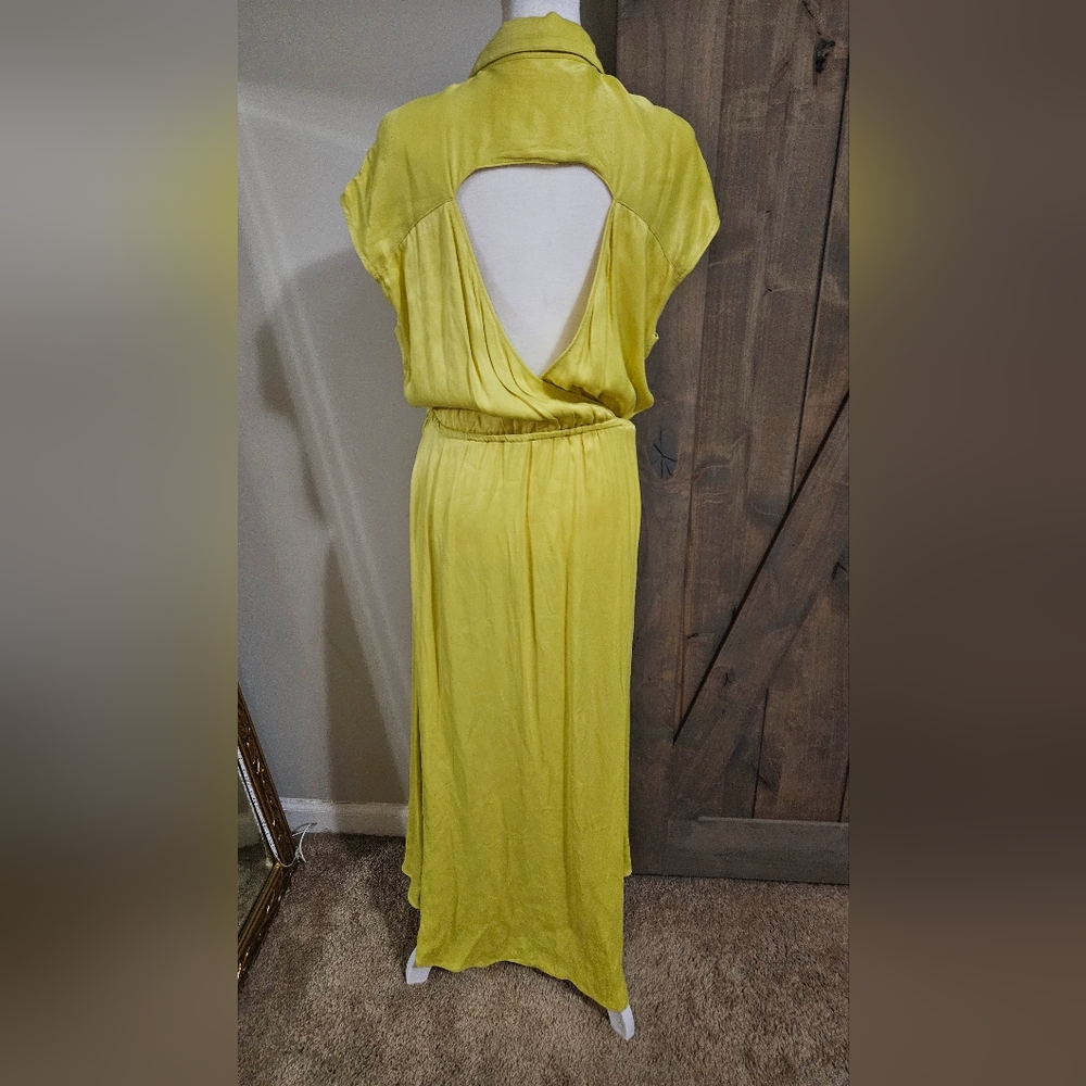 Maeve medium Yellow Midi Dress - Picture 15 of 16